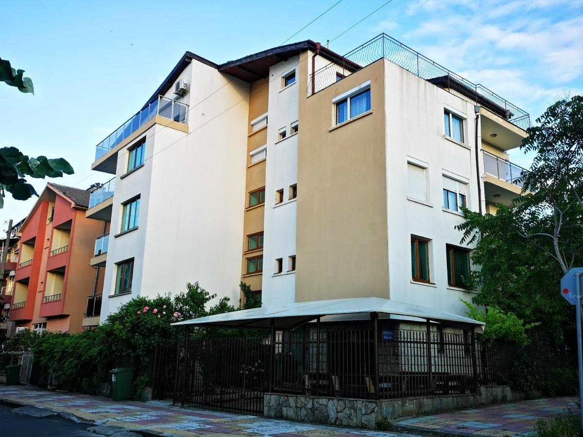 פרימורסקו Paunovi Guest House מראה חיצוני תמונה
