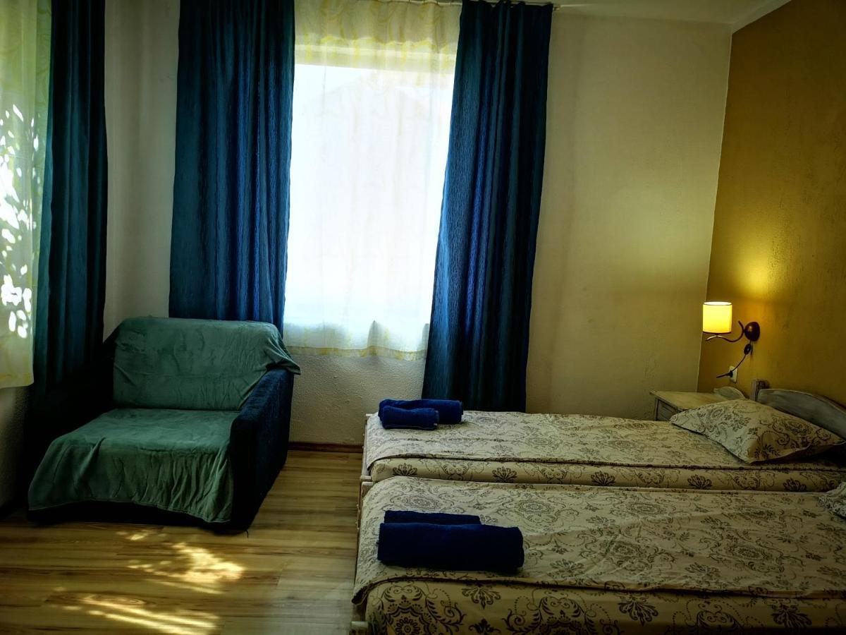 פרימורסקו Paunovi Guest House מראה חיצוני תמונה