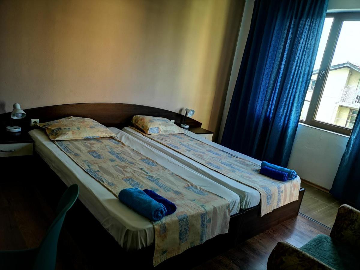 פרימורסקו Paunovi Guest House מראה חיצוני תמונה