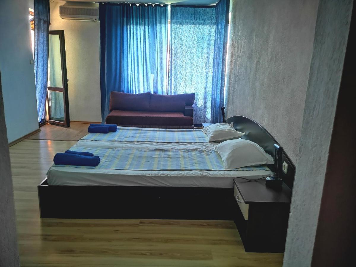 פרימורסקו Paunovi Guest House מראה חיצוני תמונה