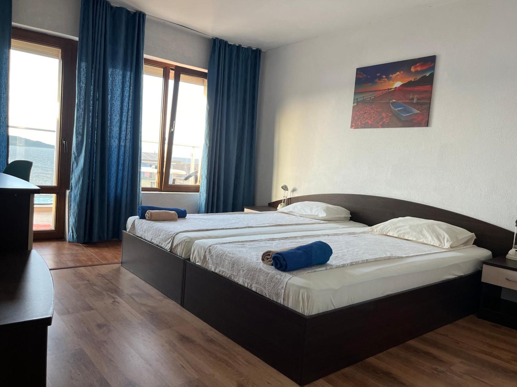פרימורסקו Paunovi Guest House מראה חיצוני תמונה