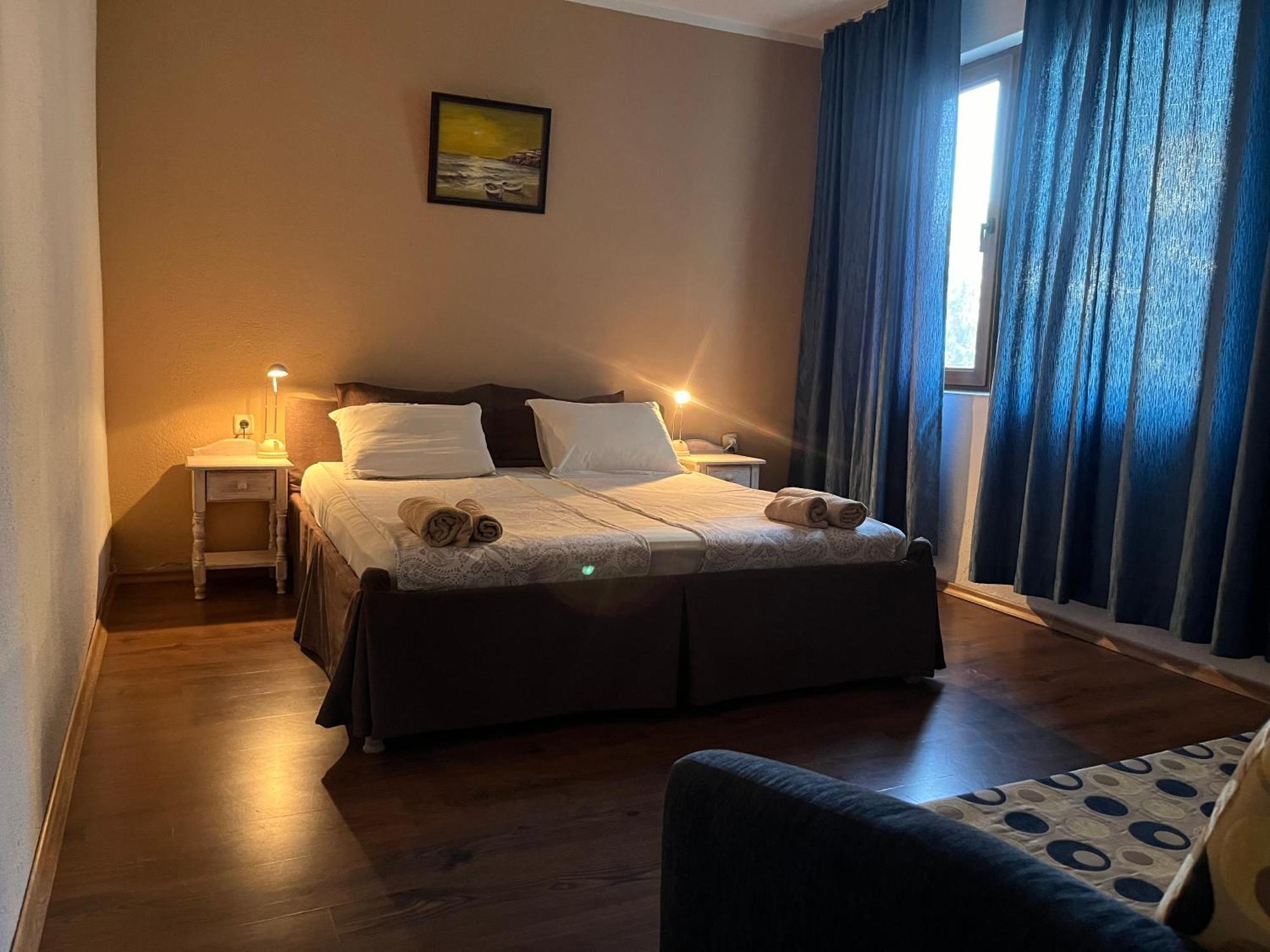 פרימורסקו Paunovi Guest House מראה חיצוני תמונה