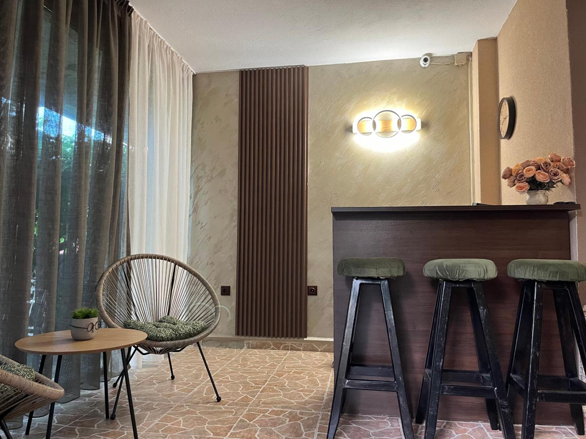פרימורסקו Paunovi Guest House מראה חיצוני תמונה