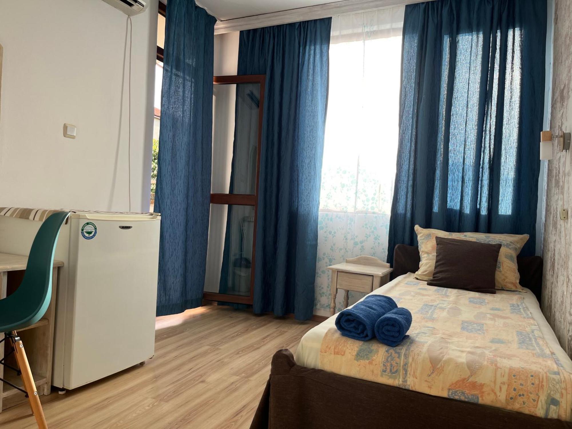 פרימורסקו Paunovi Guest House מראה חיצוני תמונה