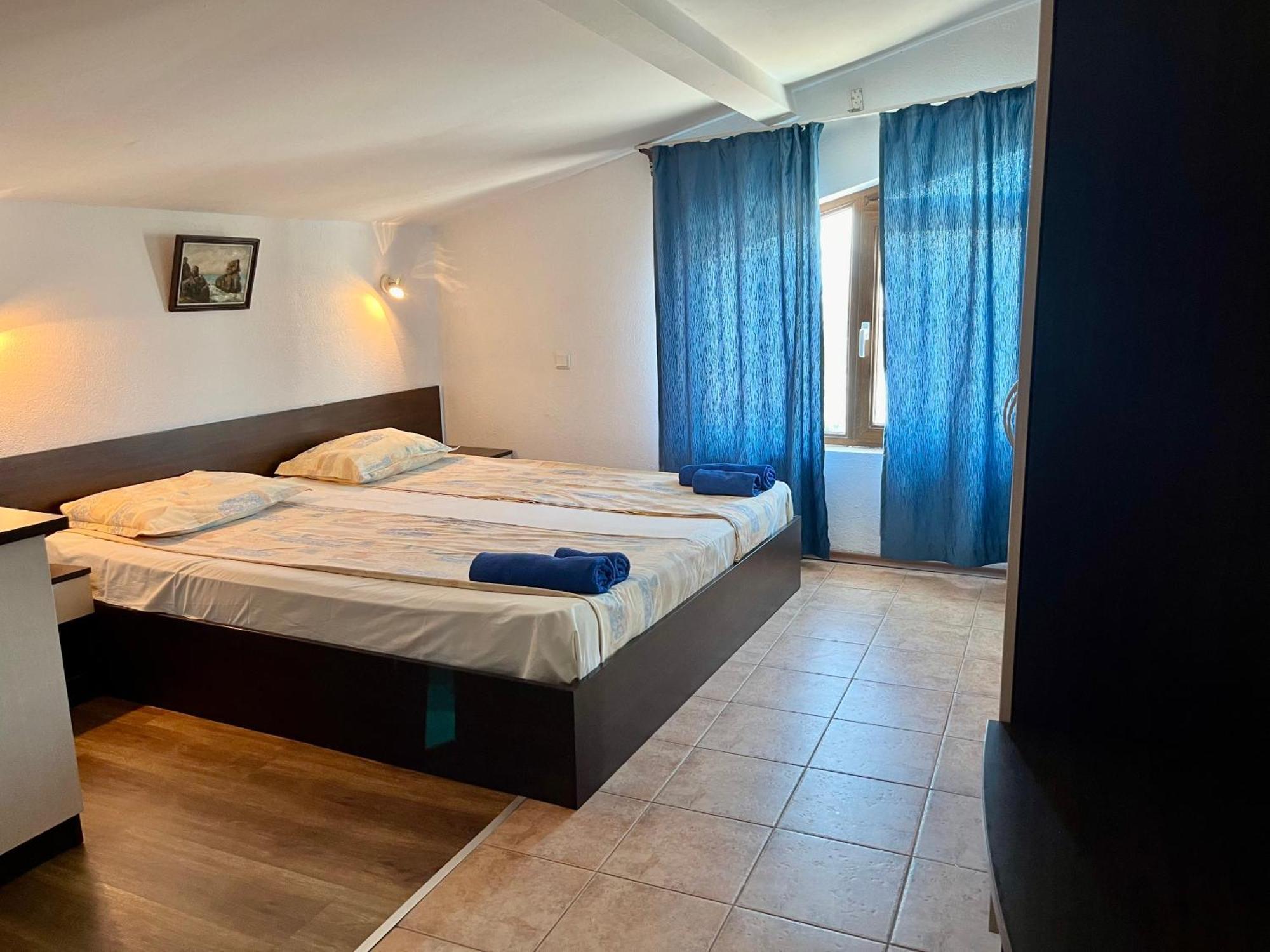 פרימורסקו Paunovi Guest House מראה חיצוני תמונה